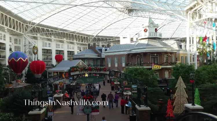 Walk around Opryland Hotel Delta Atrium. This is the Delta Island where the shops are.